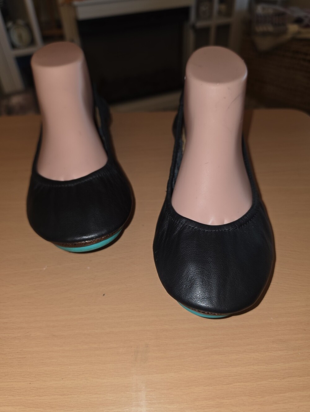 TIEKS Classic Black Ballet Flats Slipons Size 9, EXCELLENT PRE-OWNED CONDITION!!